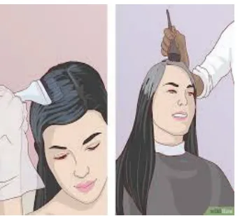 - بعد انتهاء الوقت يُغسل الشَّعر بالماء والشامبو والبلسم