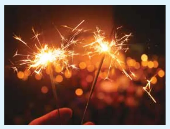 الشكل (5): الشرر المتطاير من أحد أنواع الألعاب النارية (Sparklers).